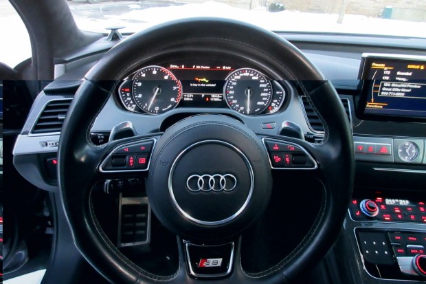 2015 Audi S8