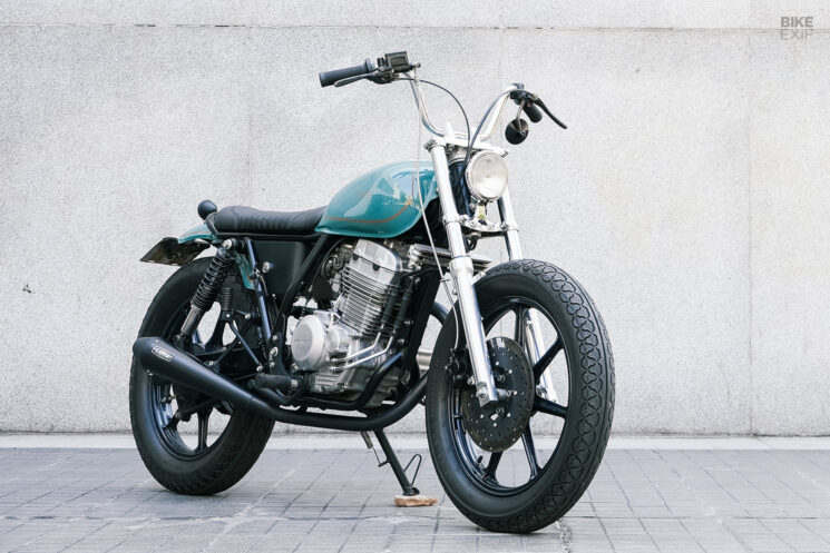 Brat style Honda CBX250 Twister by Karma Motocicletas