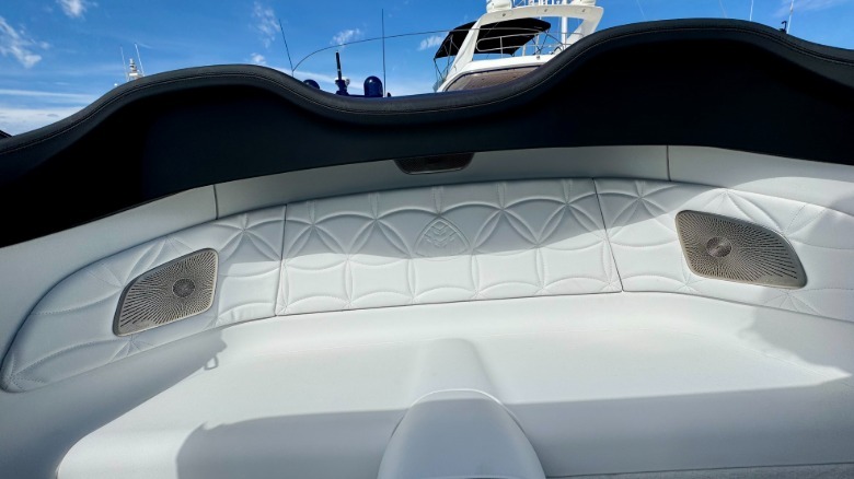A look at the padded section behind the two seats in the Maybach SL