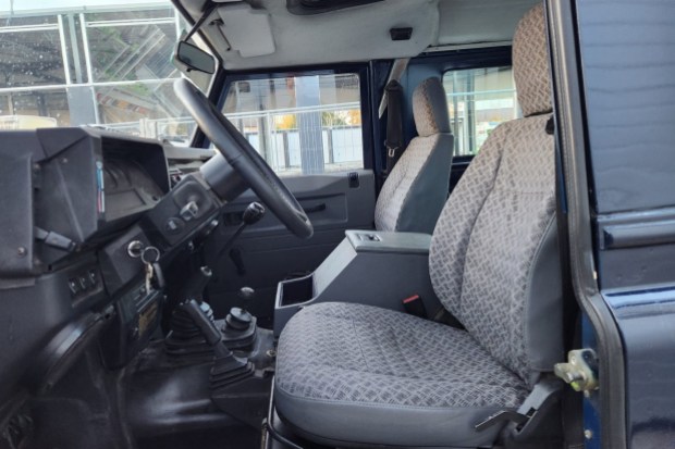 2000 Land Rover Defender 90 Td5 5-Speed