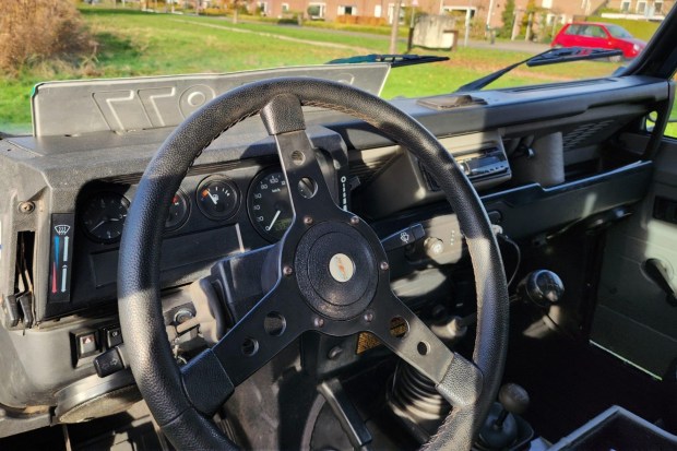 2000 Land Rover Defender 90 Td5 5-Speed